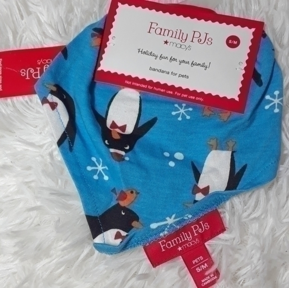 Macys Family PJ's Holiday Penguins Pet Bandana-S